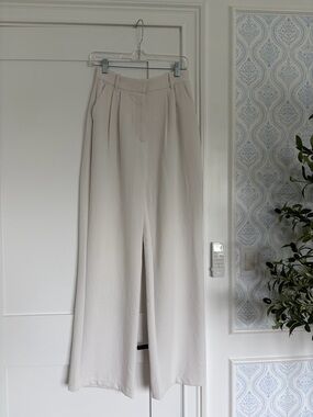 Abercrombie & Fitch Wide Leg Cream Pants